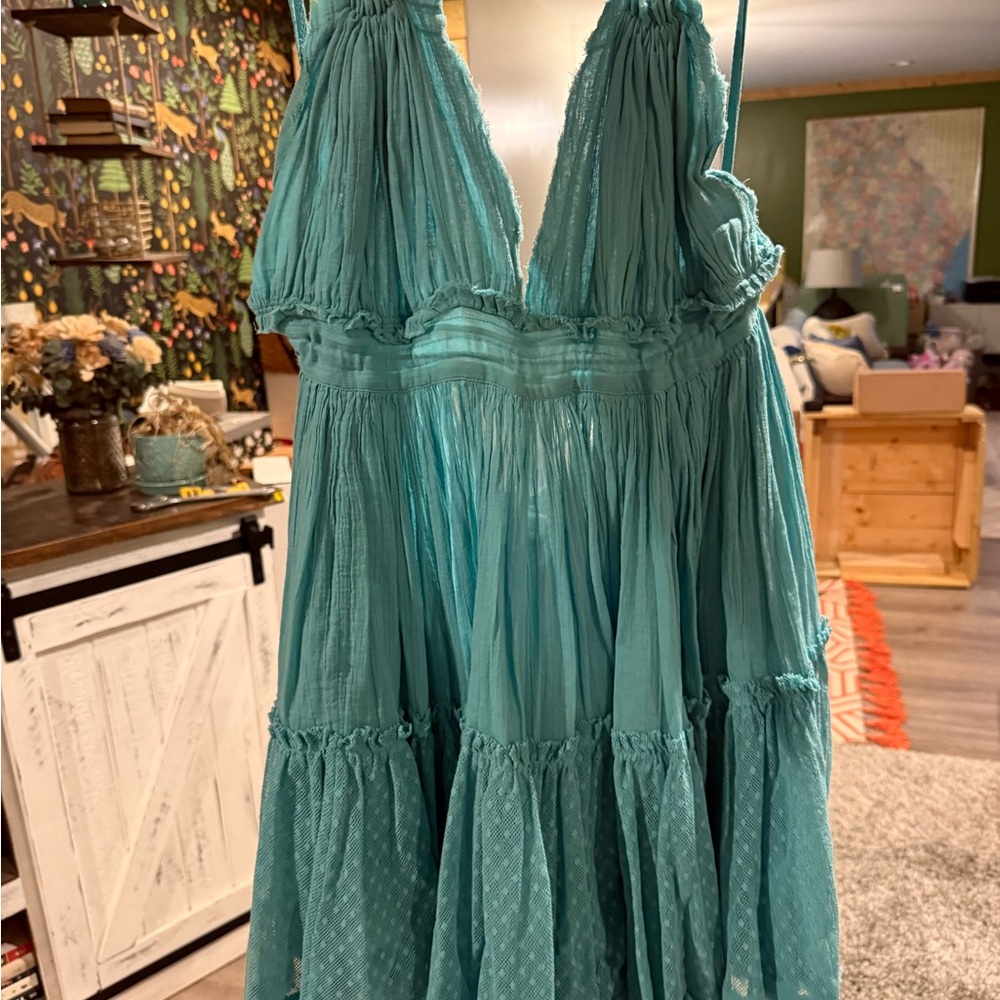 100 degree Turquoise Sleeveless Dress - Picture 2 of 6